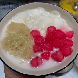 ทับทิม หมี่หวาน แป้งกลม นมสด