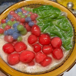 ทับทิม ลอดช่อง บัวลอยเบญ กะทิน้ำตาลมะพร้าว