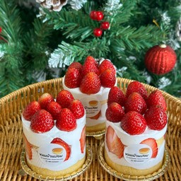 สตอเบอรี่ชอตเค้ก