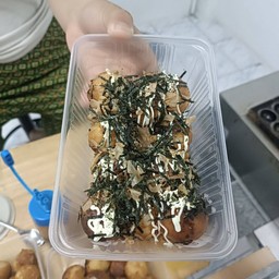 ทาโกะยากิ by นพ