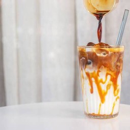 นมคาราเมล เย็น