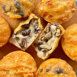 ถั่วดำทอด 4 ชิ้น