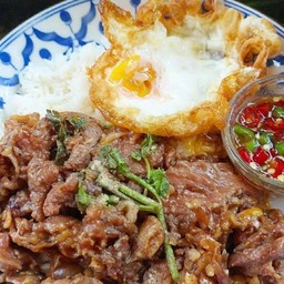 Garlic Beef With Rice