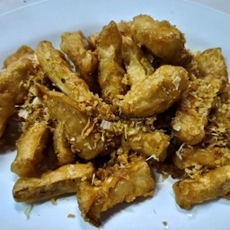 เห็ดออรินจิทอดกระเทียม