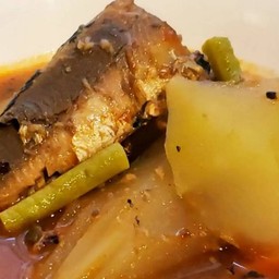 แกงส้มมะละกอปลากระป๋อง