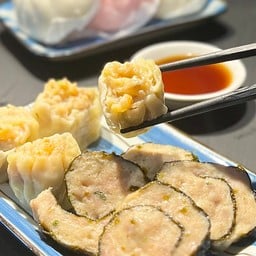 ขนมจีบ ชุดละ 4 ชิ้น