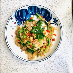ข้าวคะน้าหมูชิ้น