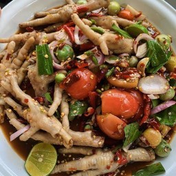ตำเกาเหลาตีนไก่