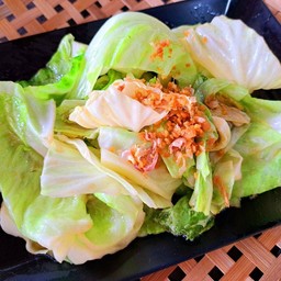 กะหล่ำปลีผัดน้ำปลา