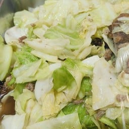 ผัดกะหล่ำปลีทอดน้ำปลา