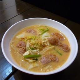 สุกี้หมูเด้ง