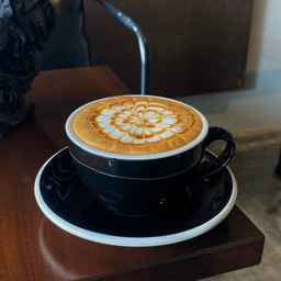 HOT CARAMEL MACCHIATO