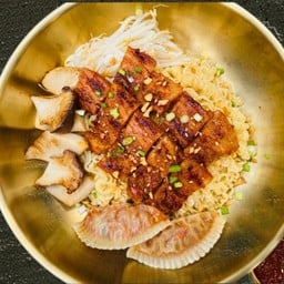 รามยอนแปดสี มันดู(เลือกสีหมู และรสชาติมันดูได้)