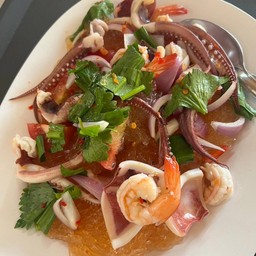 ยำวุ้นเส้น ทะเล