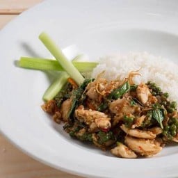 ข้าว-ผัดขี้เมาไก่