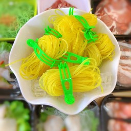 เส้นเหลือง