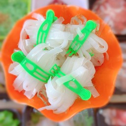 เส้นจีนขาว (แบน)