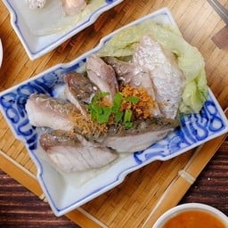 ลวกจิ้มปลากะพง