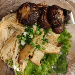 เห็ดรวมผัดเนย