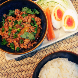 Set ชุดข้าว + น้ำพริกอ่อง