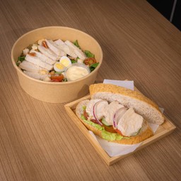 จับคู่ฟิต 1 แซนด์วิชไก่ย่างน้ำสลัดเทาซันด์ กับ ซีซาร์สลัด