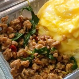 ข้าว-กระเพราหมูสับ+ไข่ข้น ( ราคาพิเศษ )