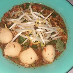ก๋วยเตี๋ยวต้มยำ รสเด็ดจี๊ดจ๊าดด