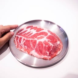 สันคอหมูสไลซ์ (80g) A1