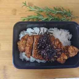 ข้าวหน้าหมูทงคัตสึญี่ปุ่น