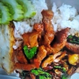 อาหารตามสั่ง น้องกอหญ้า