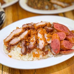 ข้าวหมูสามชั้นทอด + กุนเชียง