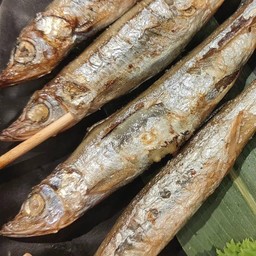 ปลาไข่ย่าง Grilled Shishamo