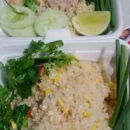 ส้มตำแซ่บ  ครัวอ้ายตัน ซ.8