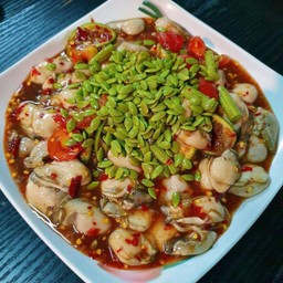 ตำเหลาหอยนางรมเม็ดกระถิน