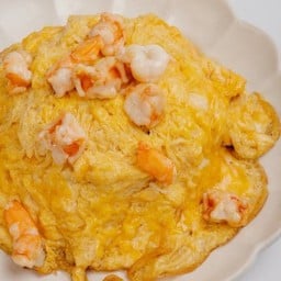 ไข่ข้นมันกุ้งและกุ้งสด - Cremy Omelet with Prawn - Crea,