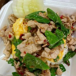 ข้าวกระเพาหมูชิ้น