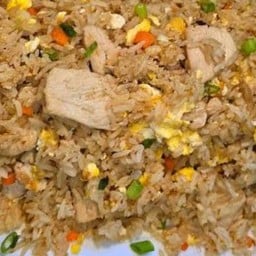 ข้าวผัดไก่ (ใหญ่)