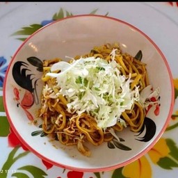 ยำหมี่เหลือง