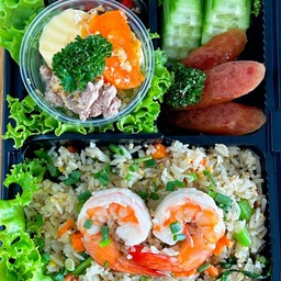 ข้าวผัดไข่กุ้ง กุนเชียงทอด+ต้มจืดเต้าหู้หมูสับ(ร้านได้จากไลน์แมน90฿)