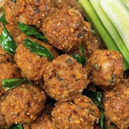ลาบหมูทอด