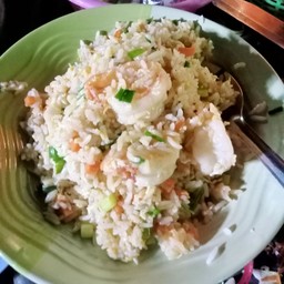 ข้าวผัดทะเล