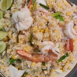 ข้าวผัดกุ้งกล่องใหญ่