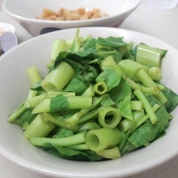 ผักบุ้งลวก