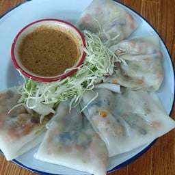 ข้าวซอยน้อยไส้ผัก