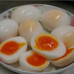 ไข่เป็ดยางมะตูม  1 ฟอง