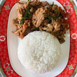 ข้าวกระเพราเป็ดพะโล้พิเศษ