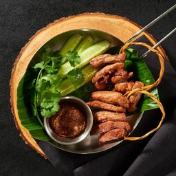 หมูร้อยตอก (หมูพวง)