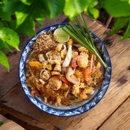 ผัดไทยวุ้นเส้นทะเล