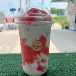 สตอเบอรี่ปั่นโยเกิร์ต