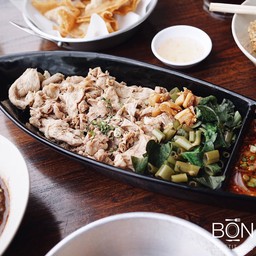 ลวกจิ้มเนื้อไทยเฟรนซ์